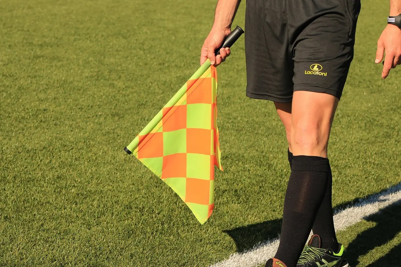 Tidlige chok, sene vendepunkter og en regn af mål – sådan blev runde 3 i Liga I 2025/26 afviklet
