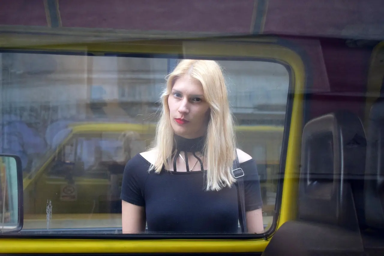 Tips til Rumænsk Digter i krydsord